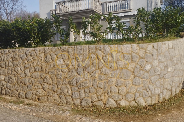 RIJEKA, KUKULJANOVO- etaža, 100 m2, OGRAĐENA OKUĆNICA!!!