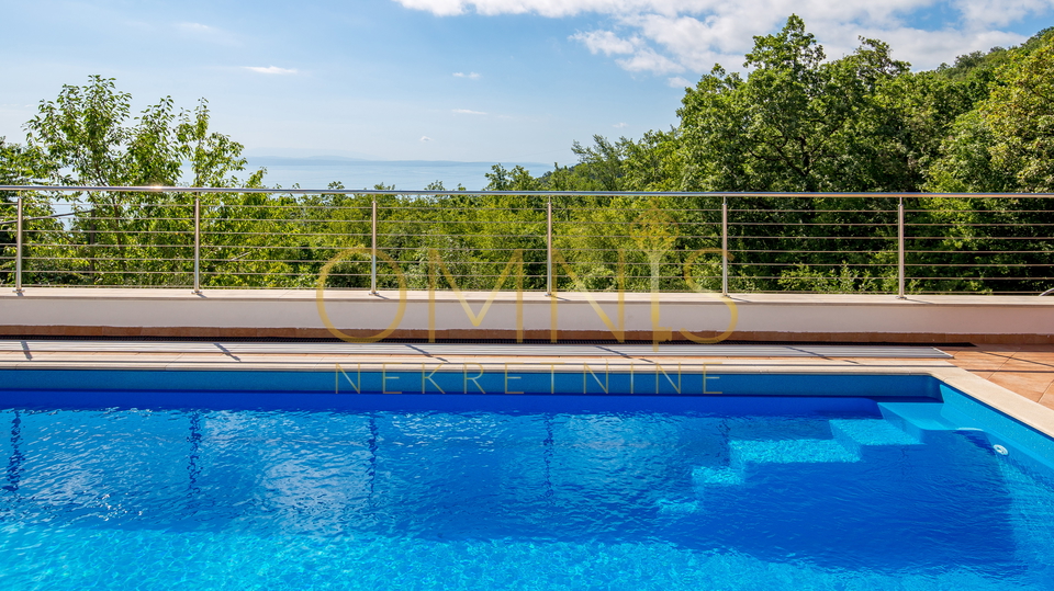 OPATIJA, VEPRINAC- samostojeća kuća, velika okućnica, prekrasan pogled!!