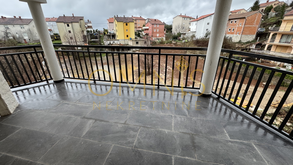 RIJEKA, SRDOČI- odličan stan u novogradnji!!