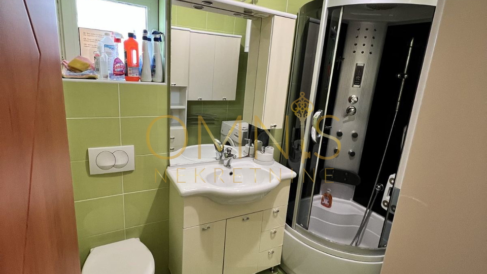 Čavle,Mavrinci,dvoetažni stan 120m2,najam