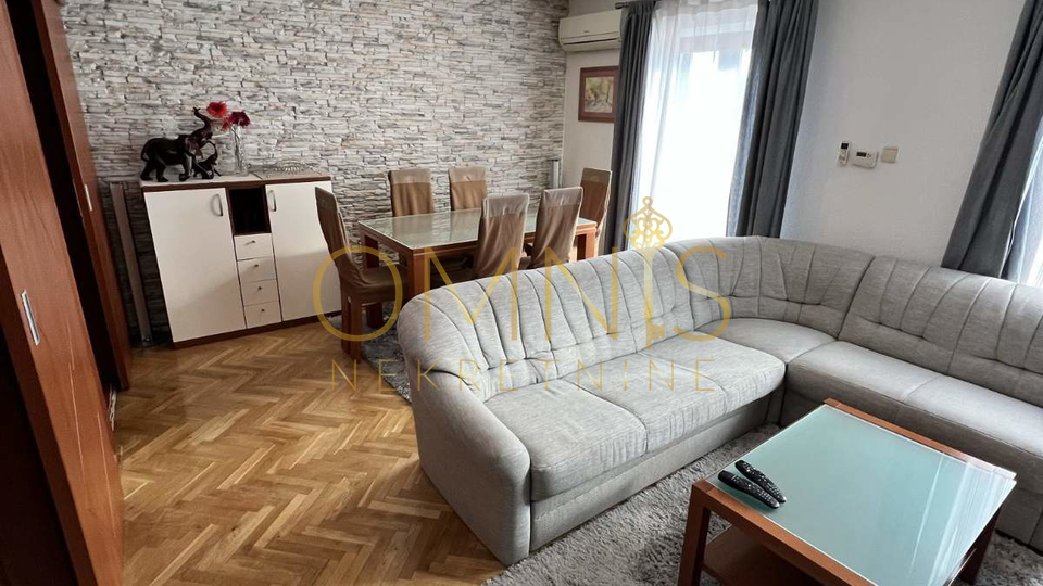 Čavle,Mavrinci,dvoetažni stan 120m2,najam