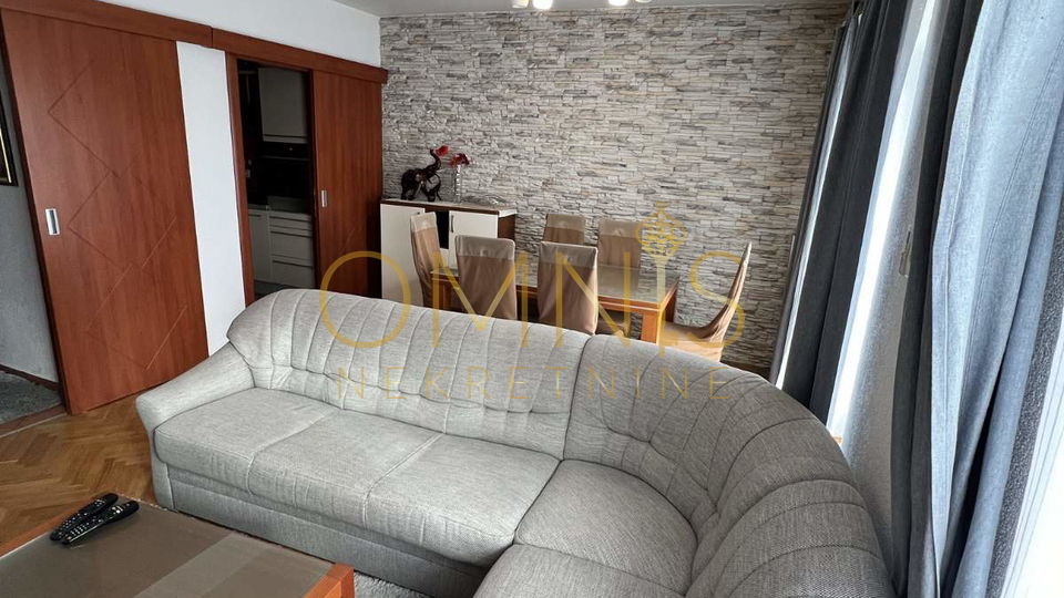 Čavle,Mavrinci,dvoetažni stan 120m2,najam