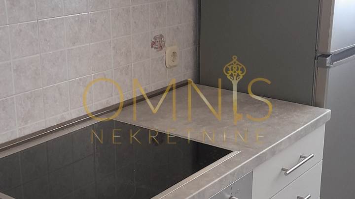 Najam uredno uređenog 1S+DB stana u Kastvu – dugoročno