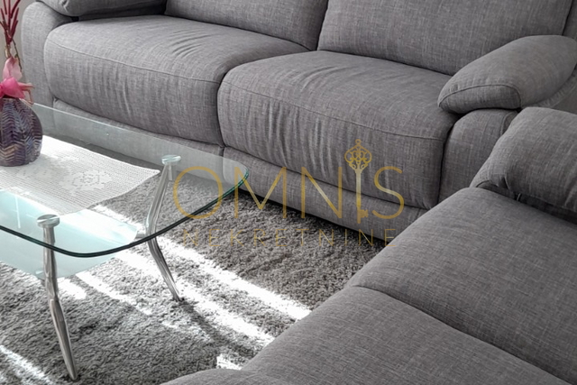 Najam uredno uređenog 1S+DB stana u Kastvu – dugoročno