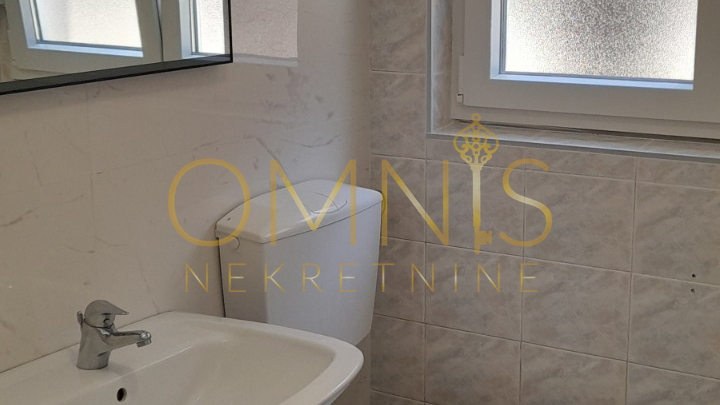 Najam uredno uređenog 1S+DB stana u Kastvu – dugoročno