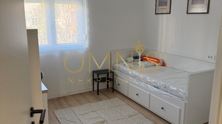 Najam novoadaptiranog dvosobnog stana s pogledom na more – Donja Vežica