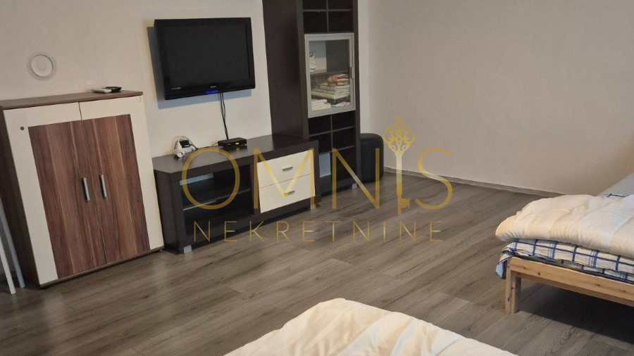 Stan za radnike, 85m2, najam!