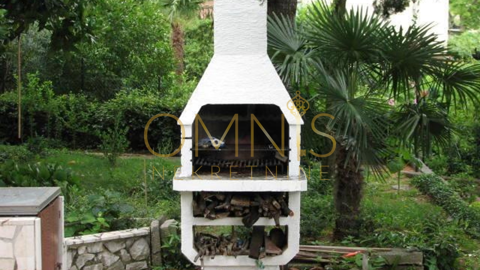 Kostrena - 3 bedrooms + dining room, parking, for rent!