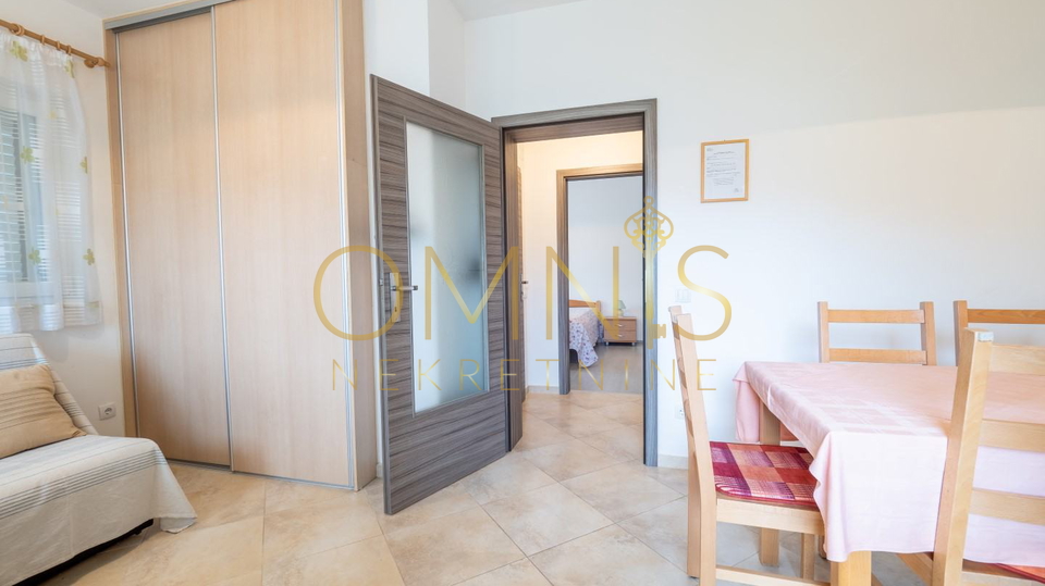 Prekrasna kuća u blizini mora, Baška