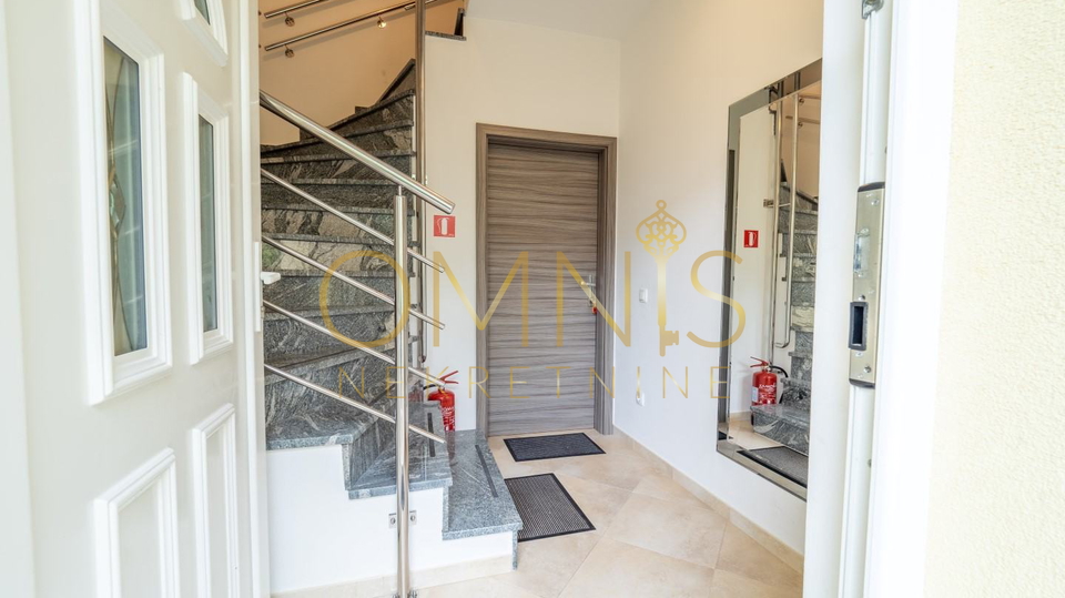 Prekrasna kuća u blizini mora, Baška