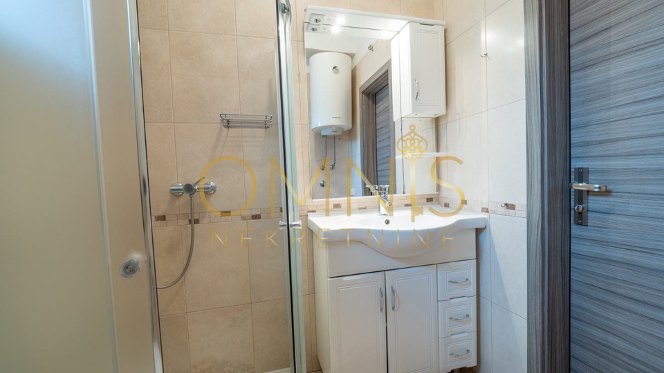 Prekrasna kuća u blizini mora, Baška