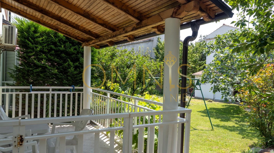 Prekrasna kuća u blizini mora, Baška