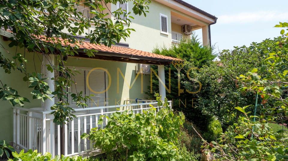 Prekrasna kuća u blizini mora, Baška