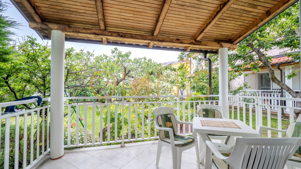 Prekrasna kuća u blizini mora, Baška