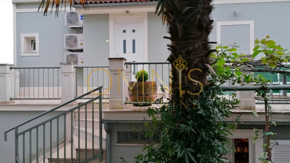 Dvojna Kuća na prodaju – Crikvenica, 145 m²