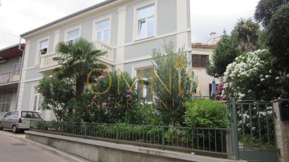 Dvojna Kuća na prodaju – Crikvenica, 145 m²