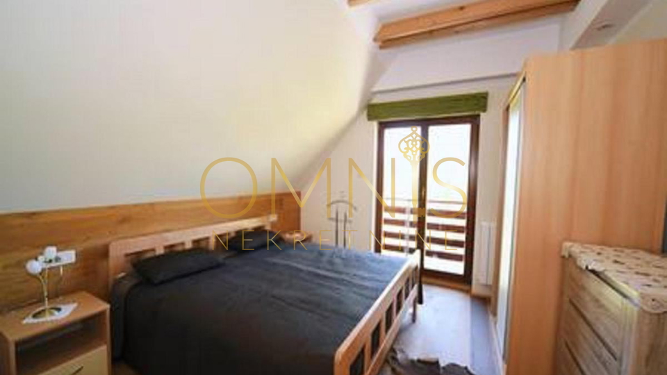 Kuća, Gorski kotar, Mrkopalj, Begovo Razdolje, 300.00 m2