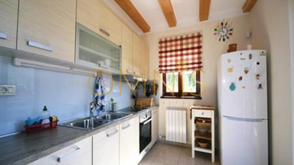 Kuća, Gorski kotar, Mrkopalj, Begovo Razdolje, 300.00 m2