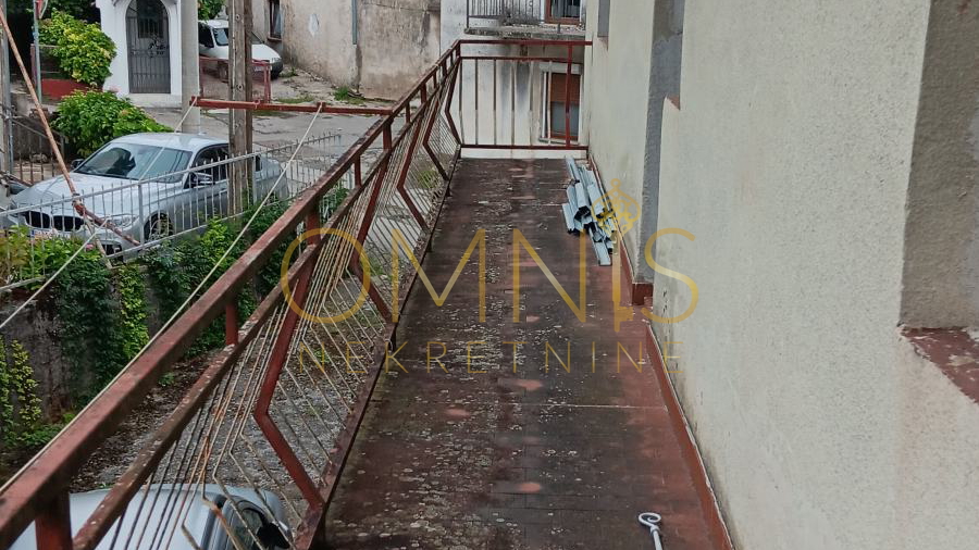 Kuća za adaptaciju, 153m2, Kukuljani