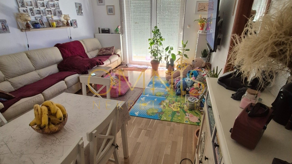 Kuća na prodaju, 230m2, Mavrinci