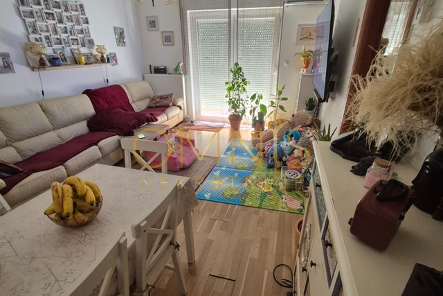 Kuća na prodaju, 230m2, Mavrinci