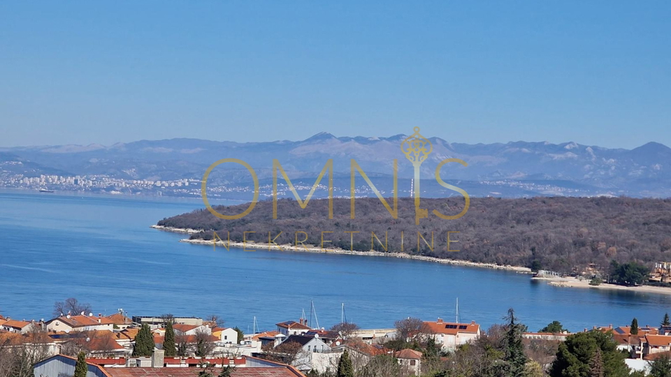 Samostojeća kuća s prekrasnim pogledom na more – Njivice, 217 m²