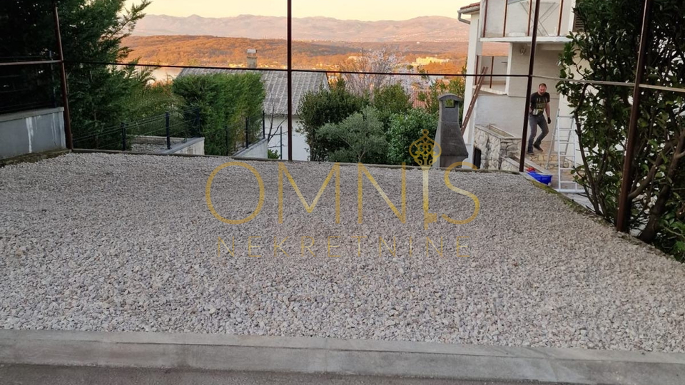 Samostojeća kuća s prekrasnim pogledom na more – Njivice, 217 m²