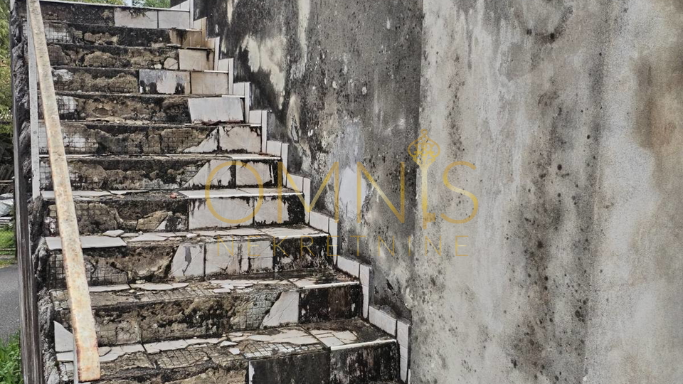 Kuća s dva stana, Matulji - Mučići, 145 m²