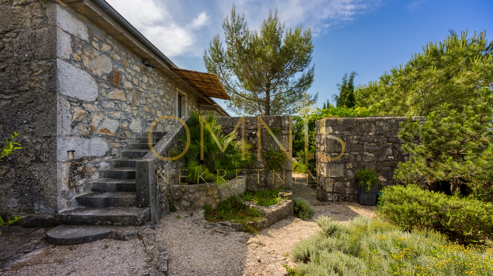 House, 275 m2, For Sale, Krk - Bajčići