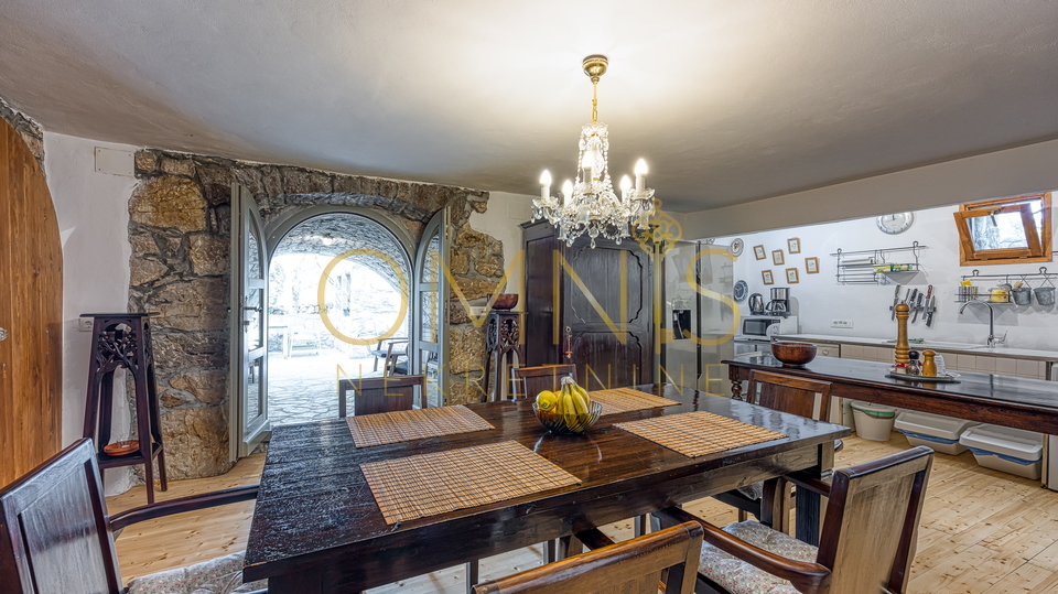 House, 275 m2, For Sale, Krk - Bajčići