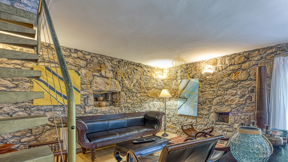 House, 275 m2, For Sale, Krk - Bajčići