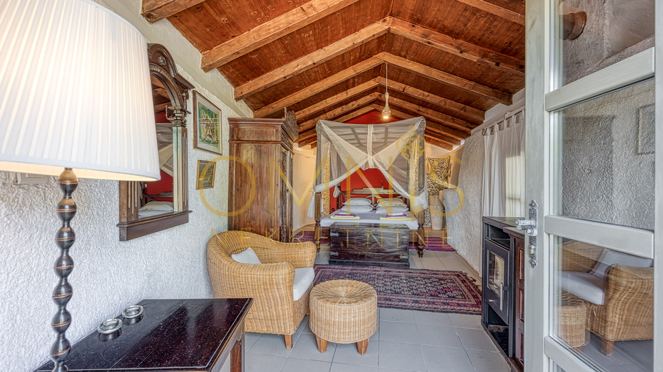 House, 275 m2, For Sale, Krk - Bajčići