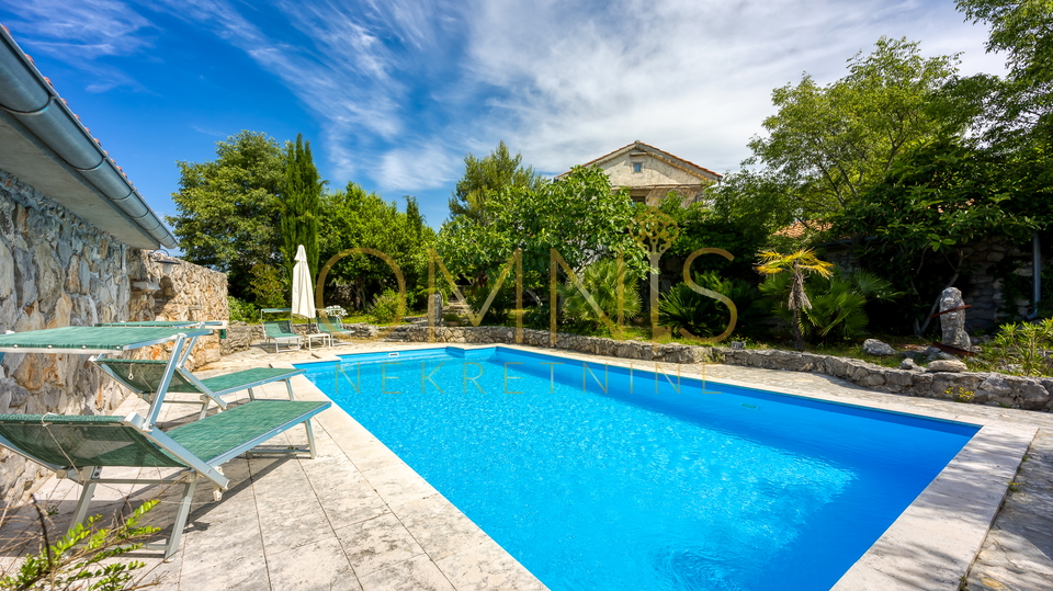 House, 275 m2, For Sale, Krk - Bajčići