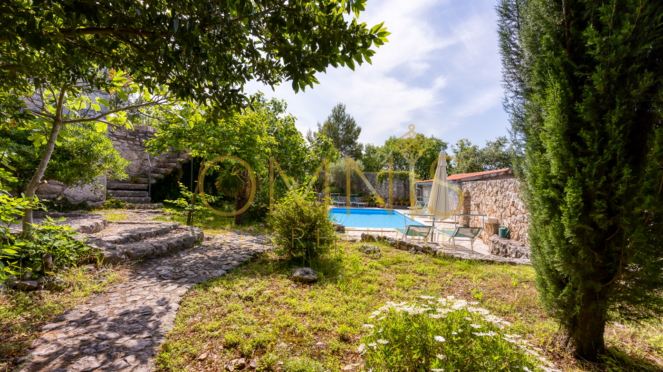 House, 275 m2, For Sale, Krk - Bajčići