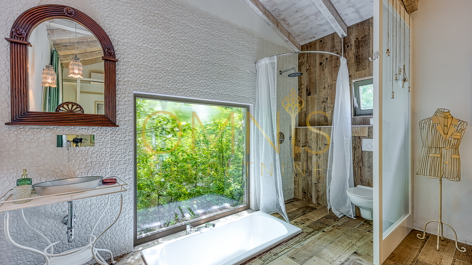 House, 275 m2, For Sale, Krk - Bajčići