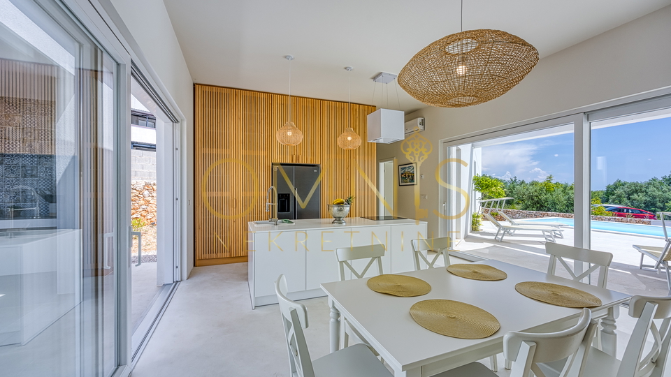 House, 275 m2, For Sale, Krk - Bajčići