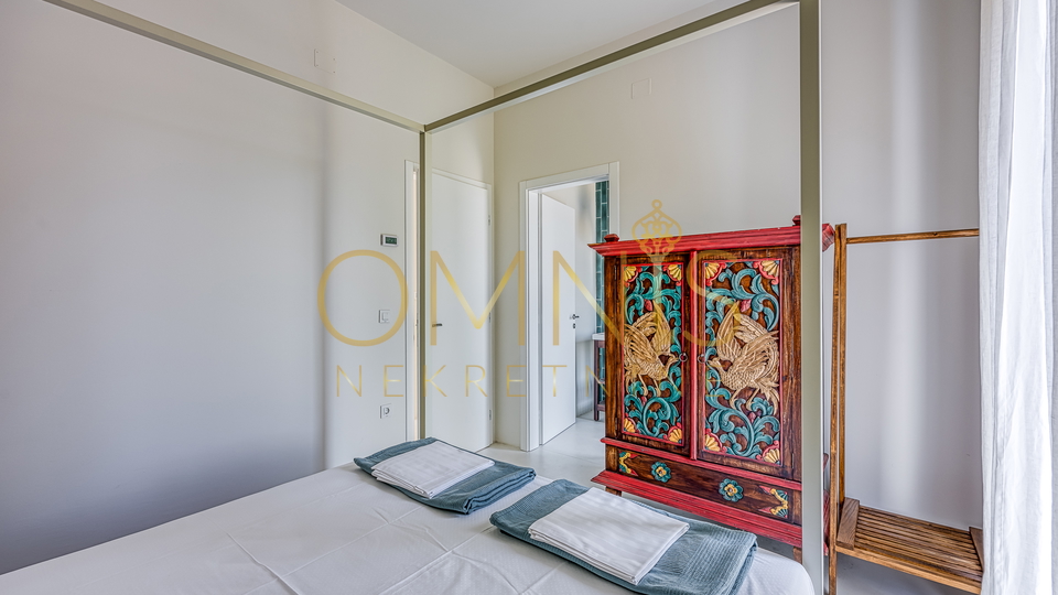 House, 275 m2, For Sale, Krk - Bajčići