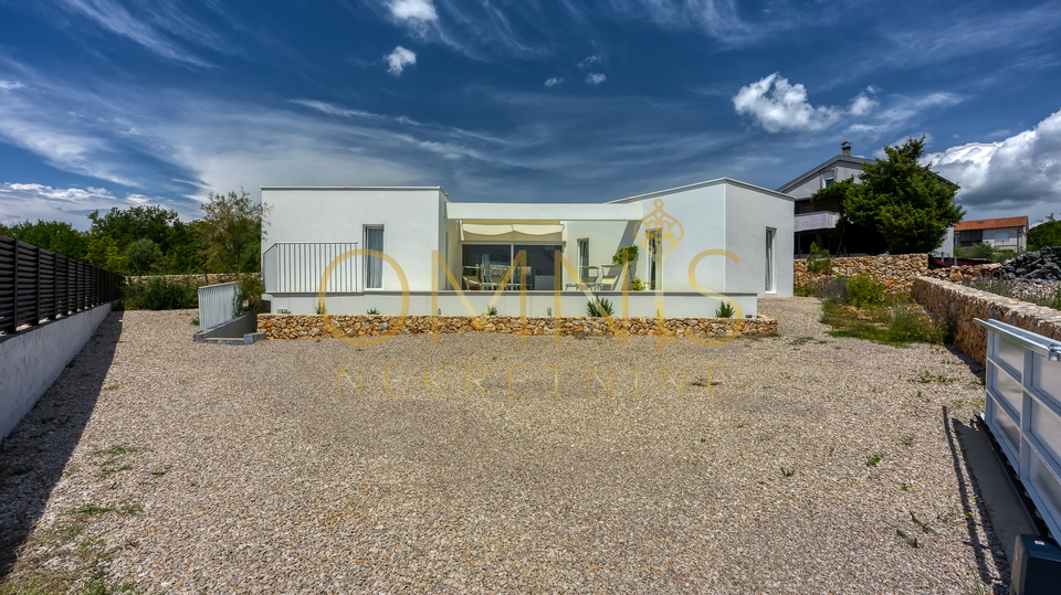 House, 135 m2, For Sale, Krk - Linardići