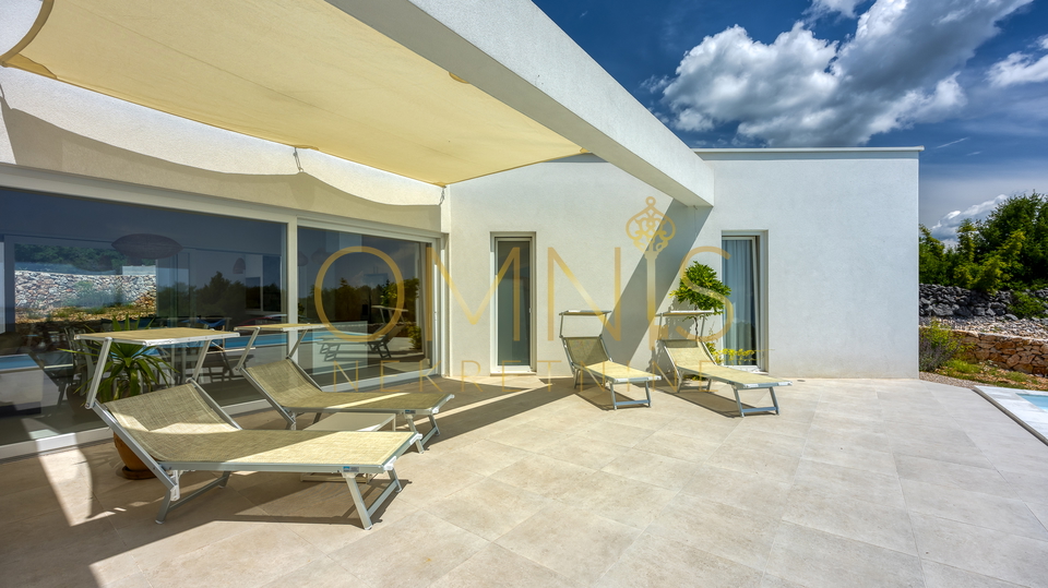 House, 135 m2, For Sale, Krk - Linardići