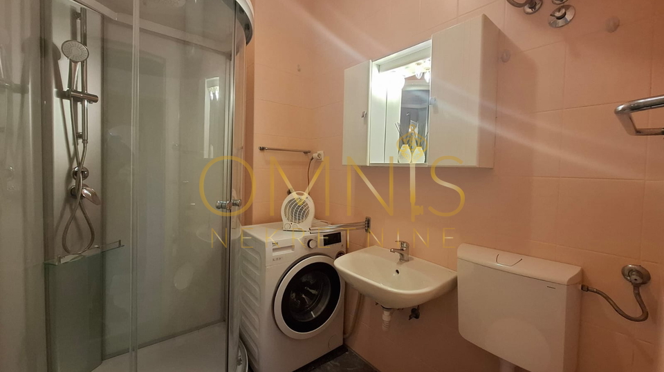OPATIJA CENTAR – prekrasan 1S+DB stan 43 m², 50m od mora, pogled na more!