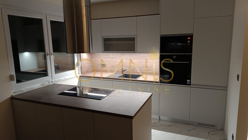 OPATIJA, POBRI- prekrasan penthouse u završenom objektu
