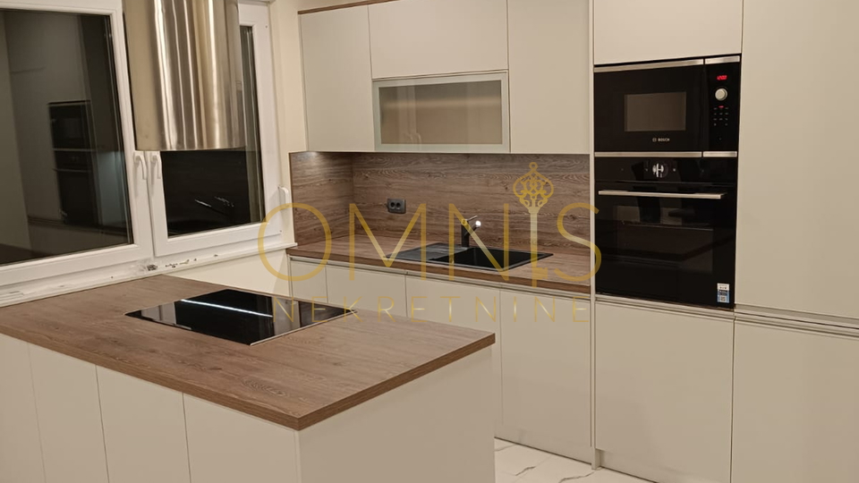 OPATIJA, POBRI- prekrasan penthouse u završenom objektu