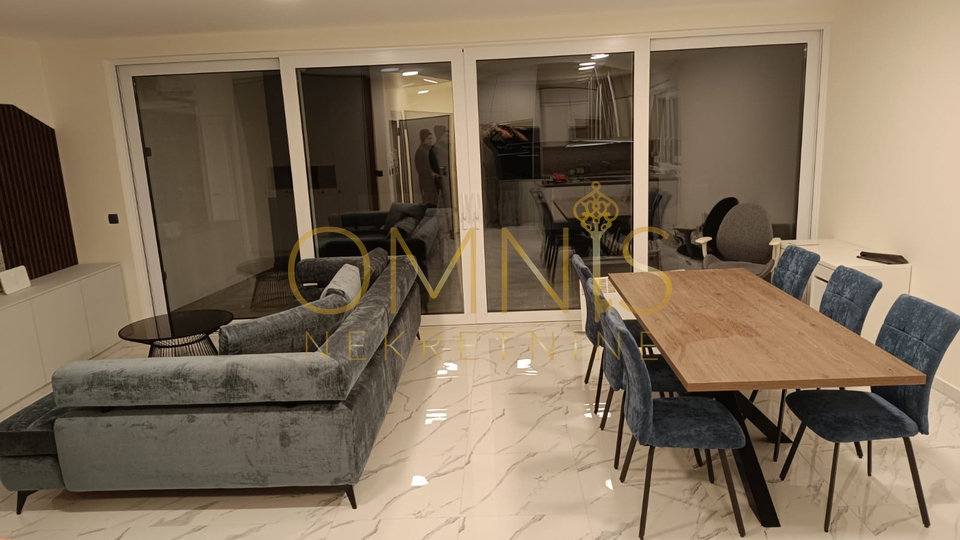 OPATIJA, POBRI- prekrasan penthouse u završenom objektu