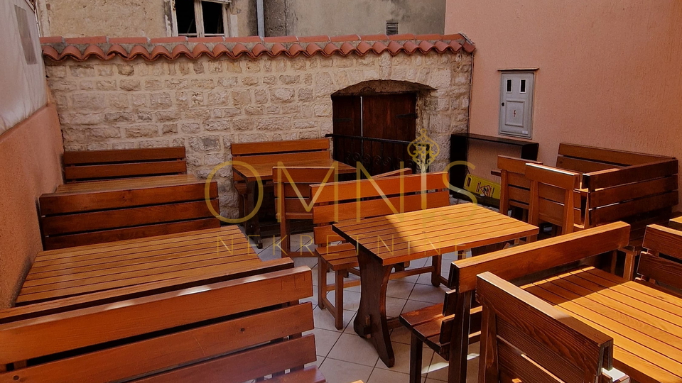 Commercial Property, 82 m2, For Sale, Rab