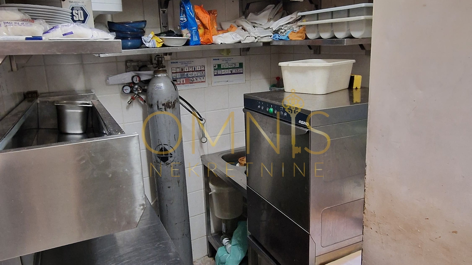 Commercial Property, 82 m2, For Sale, Rab
