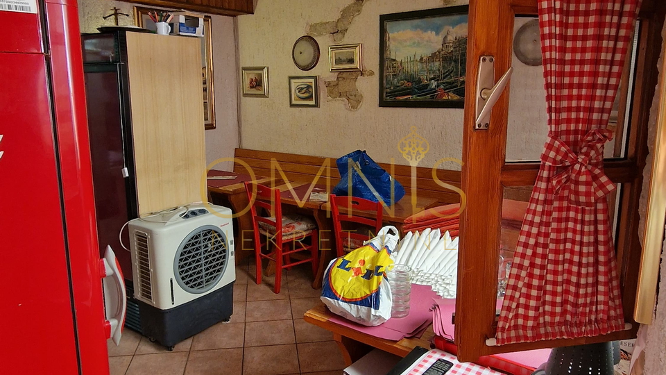 Commercial Property, 82 m2, For Sale, Rab