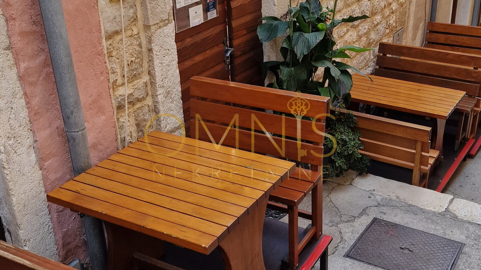 Commercial Property, 82 m2, For Sale, Rab