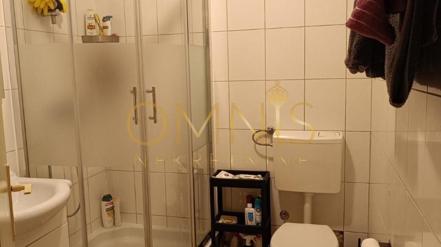 Podmurvice -1S+DB, balkon s pogledom na more, najam!