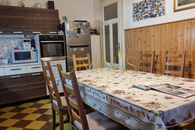 Rijeka, Belveder -5S+DB, balkon, blizina centra, prodaja!