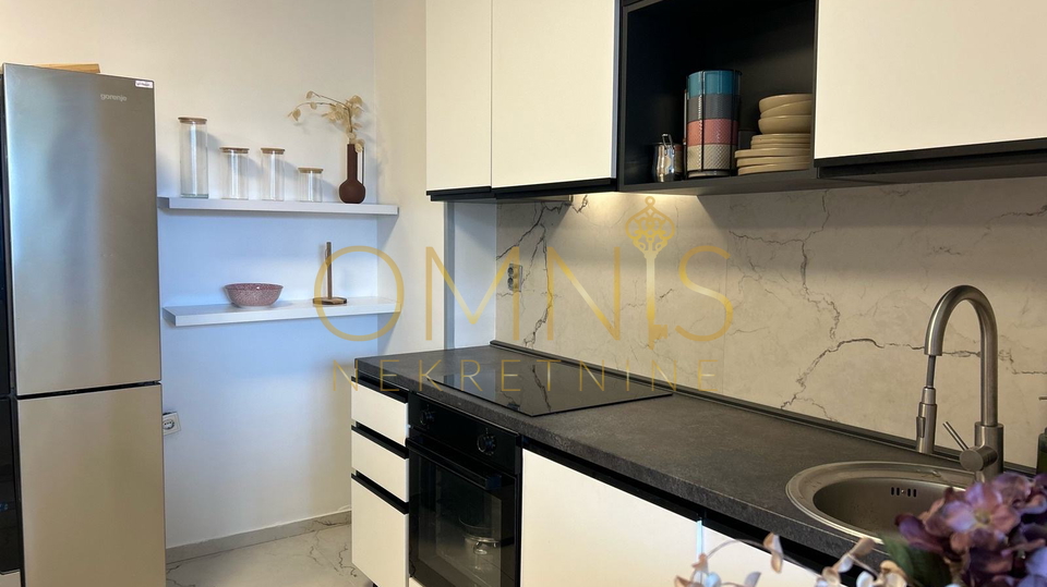 PRODAJE SE – SAMOSTOJEĆA KUĆA U ŠILU (OTOK KRK) – POTPUNO RENOVIRANA I UDALJENA SAMO 5 MINUTA OD PLAŽE